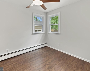 2709 Creek Road - Photo Thumbnail 32