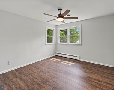 2709 Creek Road - Photo Thumbnail 29