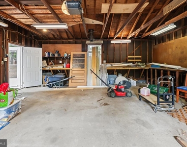 2709 Creek Road - Photo Thumbnail 48