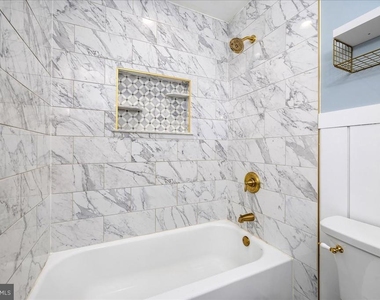 46 Browning Avenue - Photo Thumbnail 6