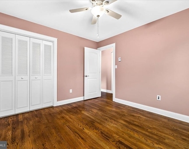 46 Browning Avenue - Photo Thumbnail 3