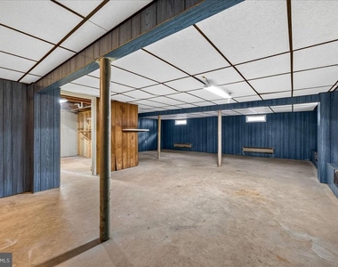 46 Browning Avenue - Photo Thumbnail 13