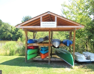 1340 Queen Anne Drive - Photo Thumbnail 21