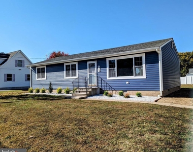 1340 Queen Anne Drive - Photo Thumbnail 19