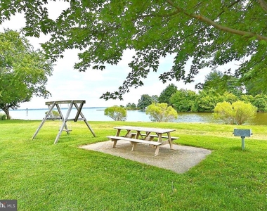 1340 Queen Anne Drive - Photo Thumbnail 25