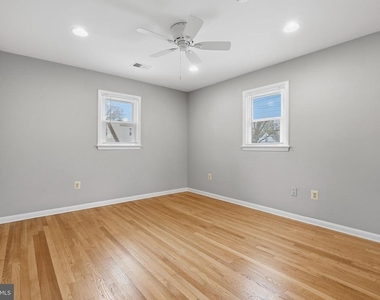 9017 Rhode Island Avenue - Photo Thumbnail 8