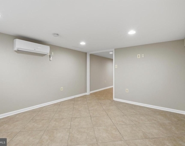 9017 Rhode Island Avenue - Photo Thumbnail 20