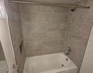 10108 Campus Way S - Photo Thumbnail 12
