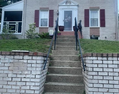 3101 63rd Avenue - Photo Thumbnail 2