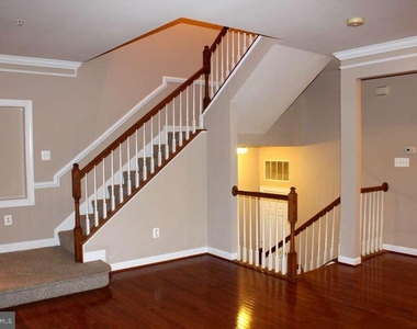 1503 Regent Manor Court - Photo Thumbnail 5