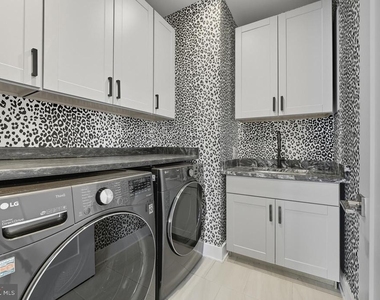 8215 River Road - Photo Thumbnail 13