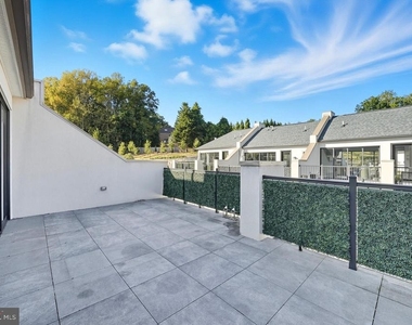8215 River Road - Photo Thumbnail 23