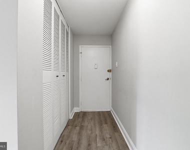 10636 Montrose Avenue - Photo Thumbnail 25