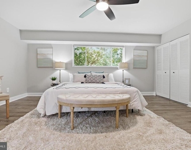10636 Montrose Avenue - Photo Thumbnail 21