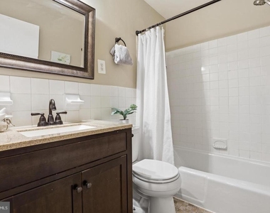 10636 Montrose Avenue - Photo Thumbnail 19