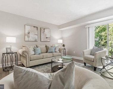 10636 Montrose Avenue - Photo Thumbnail 15