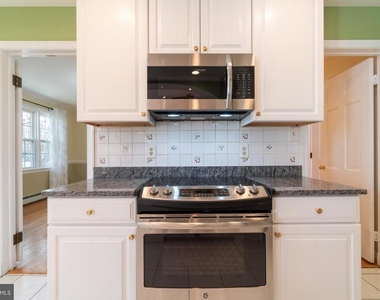 13200 Foxden Drive - Photo Thumbnail 34