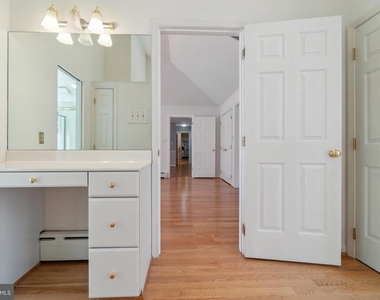 13200 Foxden Drive - Photo Thumbnail 18