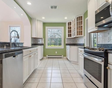 13200 Foxden Drive - Photo Thumbnail 35