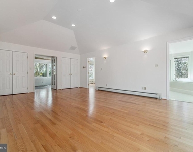 13200 Foxden Drive - Photo Thumbnail 21