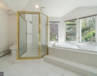 13200 Foxden Drive - Photo Thumbnail 15