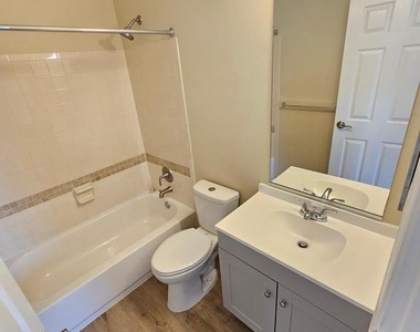 17917 Cottonwood Terrace - Photo Thumbnail 37
