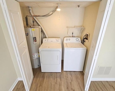 17917 Cottonwood Terrace - Photo Thumbnail 5