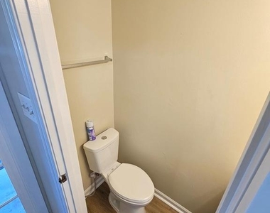 17917 Cottonwood Terrace - Photo Thumbnail 2