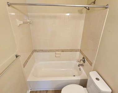 17917 Cottonwood Terrace - Photo Thumbnail 36