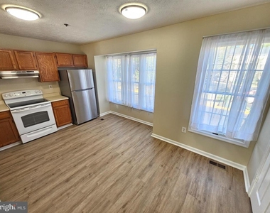 17917 Cottonwood Terrace - Photo Thumbnail 19