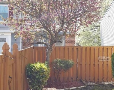 2939 Shepperton Terrace - Photo Thumbnail 28