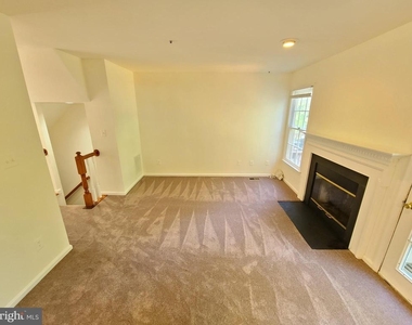 8662 Fountain Valley - Photo Thumbnail 31