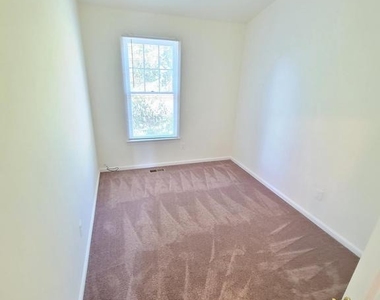 8662 Fountain Valley - Photo Thumbnail 15
