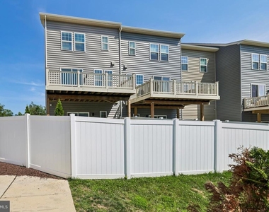 26401 Sir Jamie Terrace - Photo Thumbnail 40
