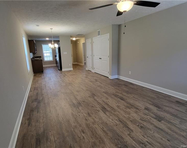 1700 E 7th Street - Photo Thumbnail 1