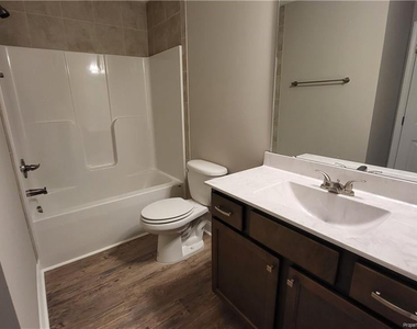 1700 E 7th Street - Photo Thumbnail 7