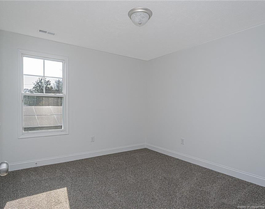 907 Rochester Drive - Photo Thumbnail 17