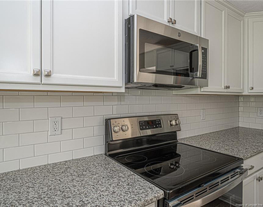 907 Rochester Drive - Photo Thumbnail 14