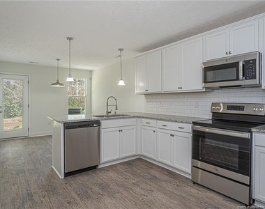 907 Rochester Drive - Photo Thumbnail 10