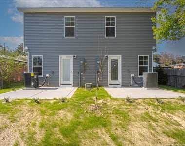 907 Rochester Drive - Photo Thumbnail 1