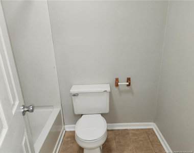 5598 Quietwood Place - Photo Thumbnail 10