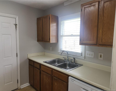 5598 Quietwood Place - Photo Thumbnail 4
