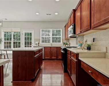 2031 Addenbrock Drive - Photo Thumbnail 8