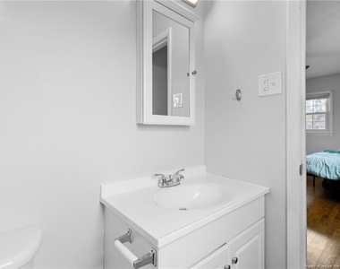 612 Freda Court - Photo Thumbnail 24