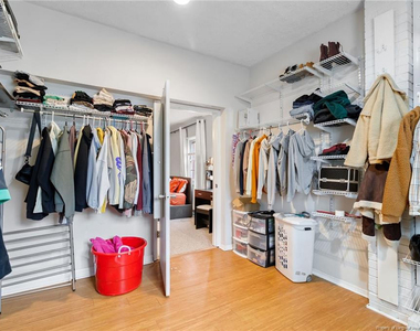 612 Freda Court - Photo Thumbnail 20