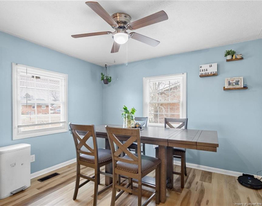 612 Freda Court - Photo Thumbnail 7