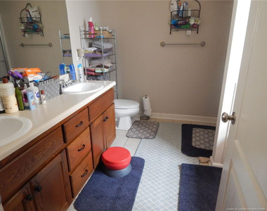 2233 Cliffswallow Drive - Photo Thumbnail 7