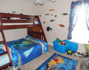 2233 Cliffswallow Drive - Photo Thumbnail 10