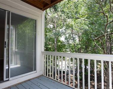 1018 Wood Creek Drive - Photo Thumbnail 20