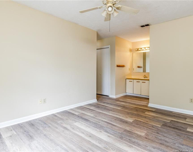1018 Wood Creek Drive - Photo Thumbnail 9